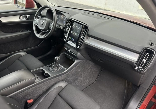 Volvo XC 40 cena 97900 przebieg: 58332, rok produkcji 2018 z Jeziorany małe 407